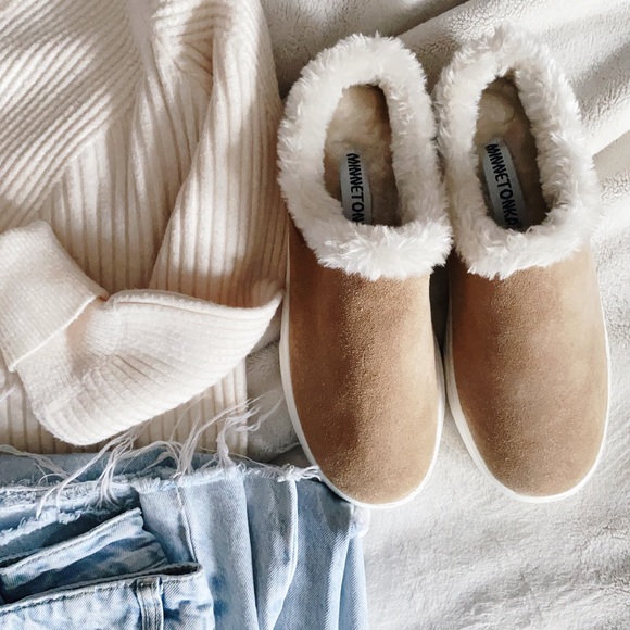 Minnetonka Windy faux fur sneakers - Picture 6 of 10